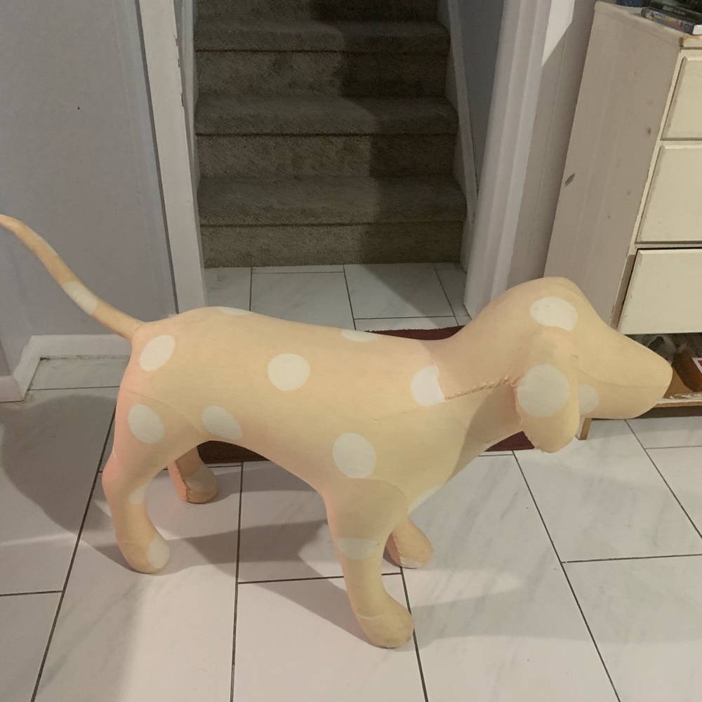 🔥ON SALE🔥VS PINK DISPLAY DOG